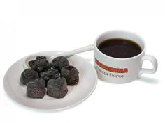 Конфеты шоколадные "Чернослив с лесным орехом" THEOBROMA Пища Богов, 160 г