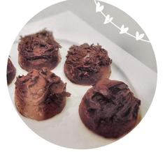 Пирожное сыроедное "Брауни" с шоколадным комплиментом CHOCOLATTI 60 г/13 г