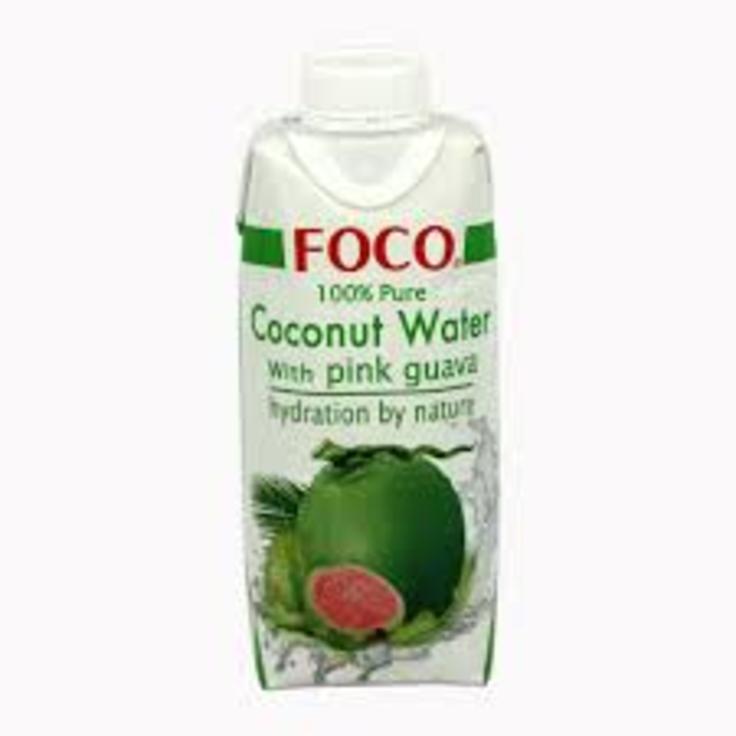 FOCO кокосовая вода с мякотью розовой гуавы, 500 мл