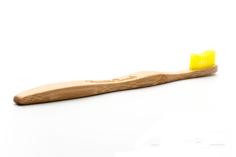 Humble Brush эко зубная щетка для взрослых из бамбука, мягкая желтая